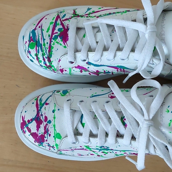 Alexander Mcqueen Abstract Colorful Painted White Leather Sneaker - Picture 9 of 16